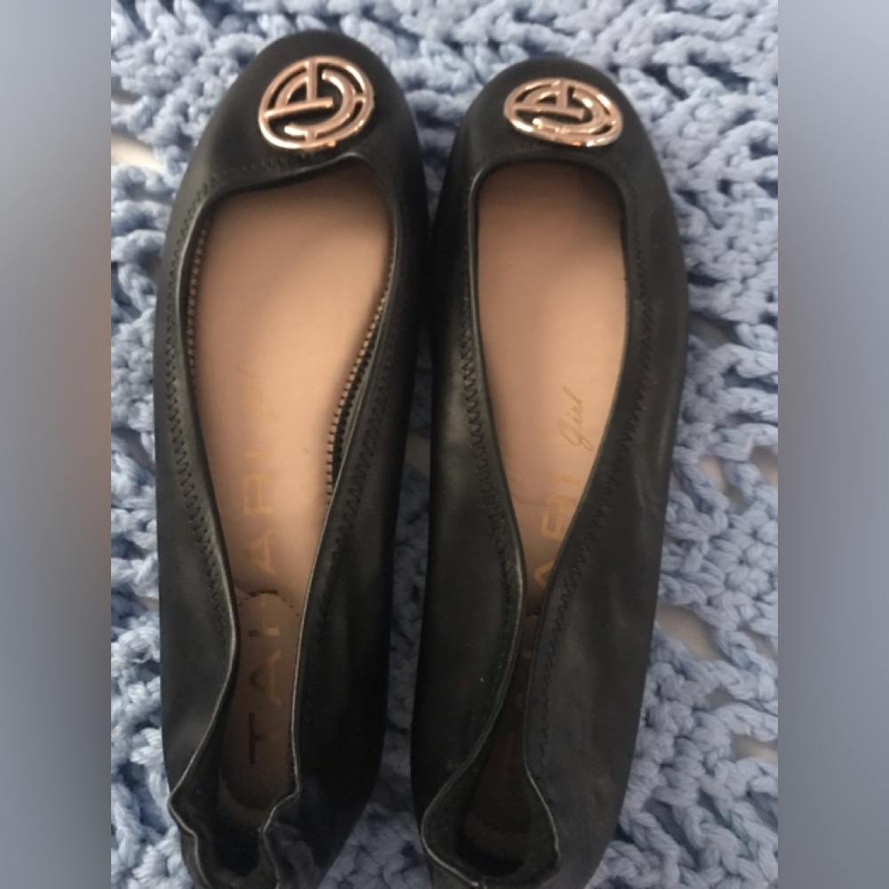 Tahari ballet shoes Black with Gold embellishment size 9